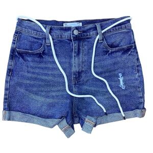 EIGHTYTWO Mom Jean Shorts